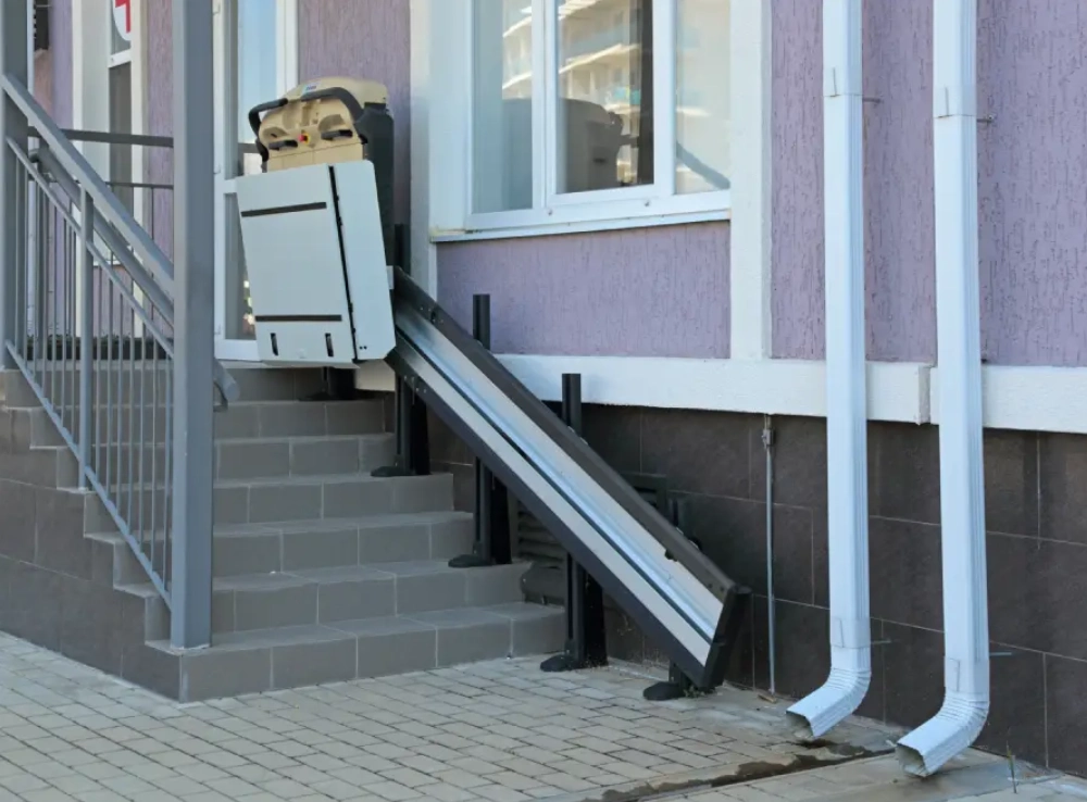 Rollstuhllifte für mehr Barrierefreiheit